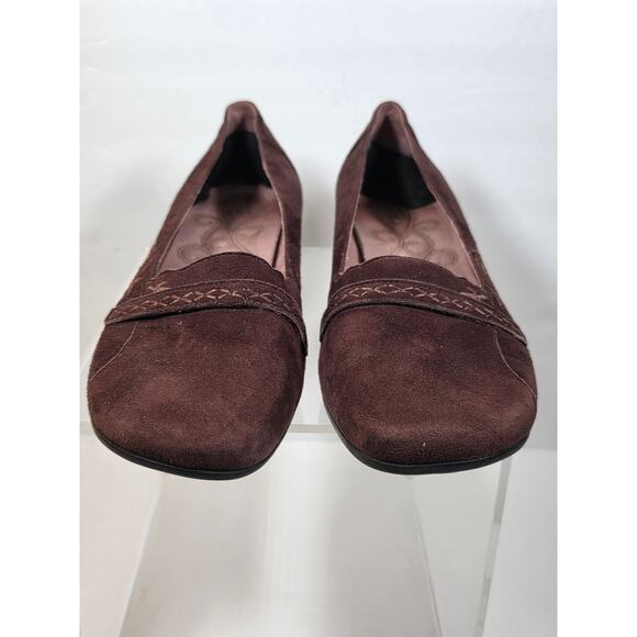 CLARKS Shoes Artisan Flats Comfort Brown Suede SlipOn Embroidered Women Size 9W - Picture 8 of 15